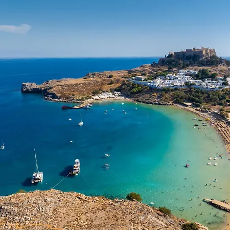 וילה Afrodite Classico