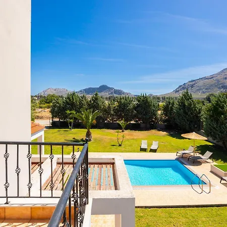 Villa Afrodite Classico *